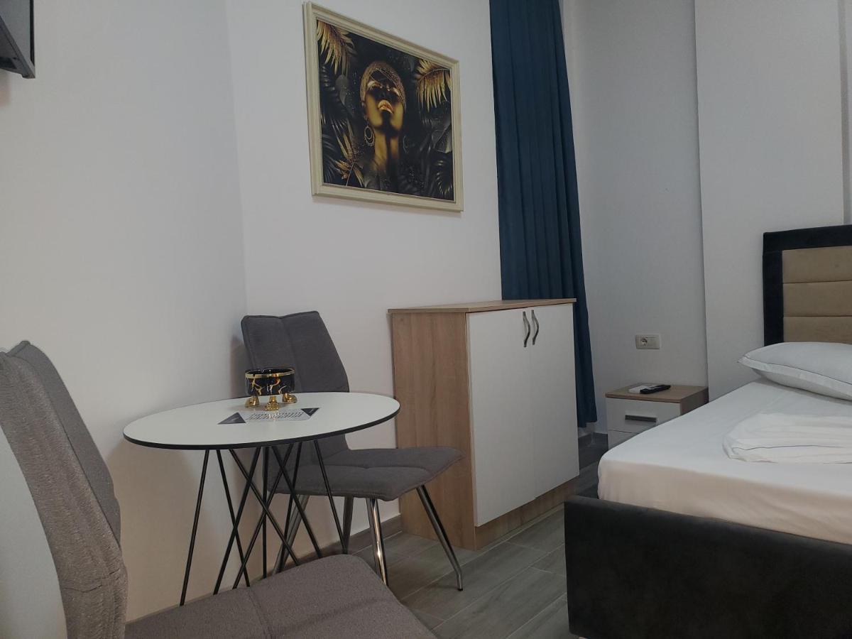 Bs Hotel Durrës Extérieur photo